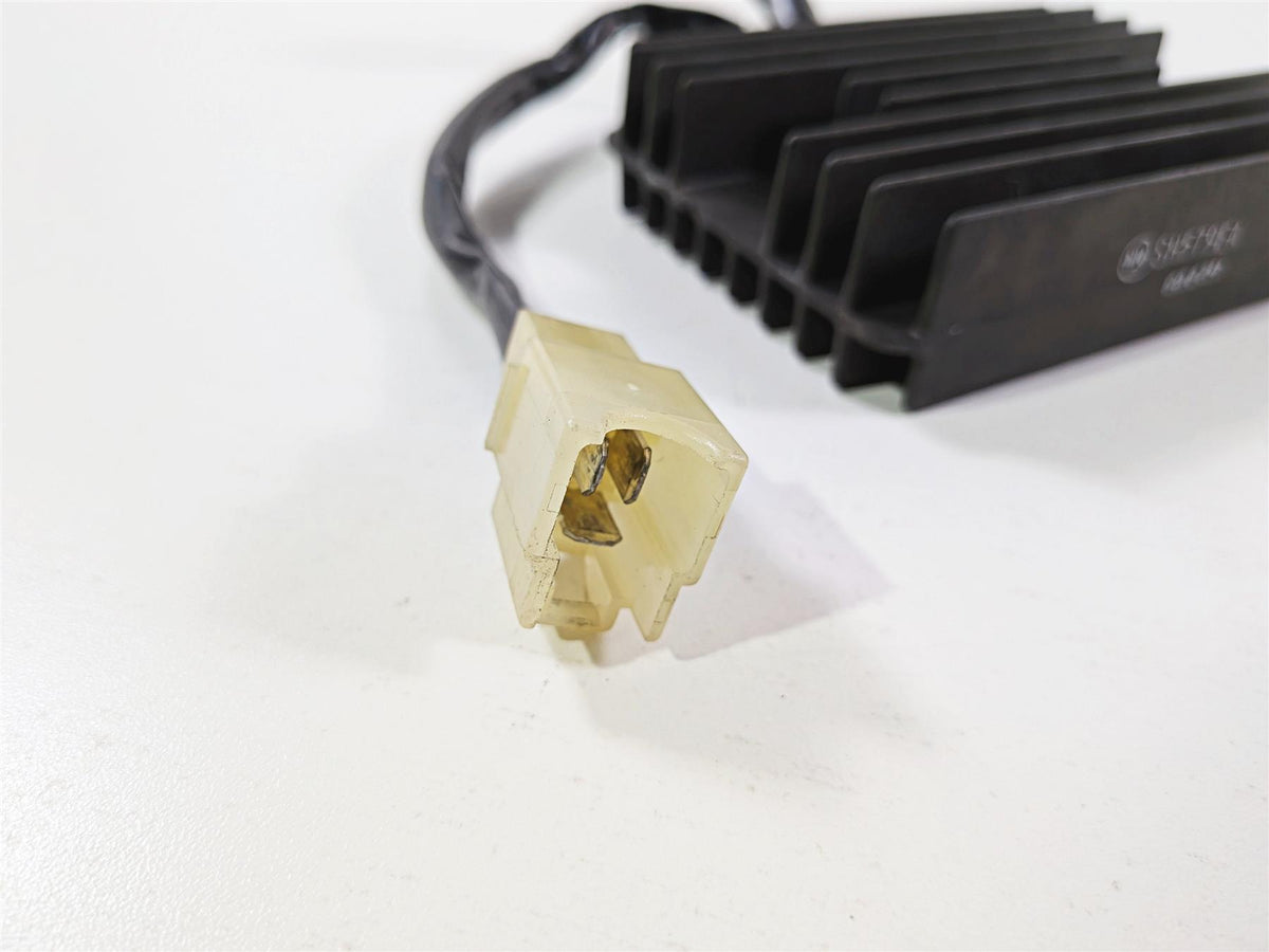 2011 Ducati Streetfighter 1098 S Rectifier Voltage Regulator 54040191A SH579EA {{ shop.shopifyCountryName }} - Mototech271