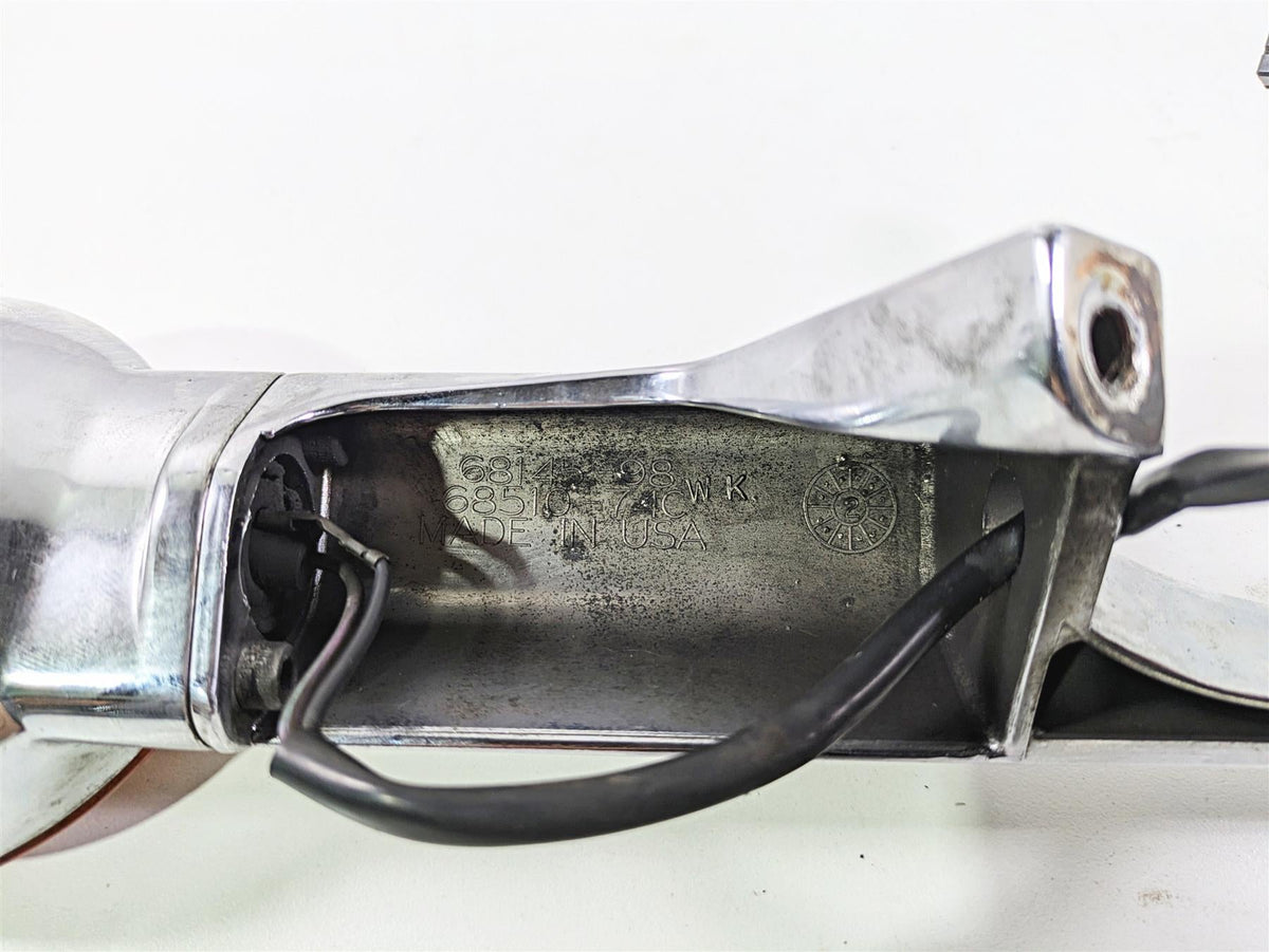 2005 Harley Touring FLHRI Road King Rear Blinker Turn Signal Bar Set 68145-98 {{ shop.shopifyCountryName }} - Mototech271