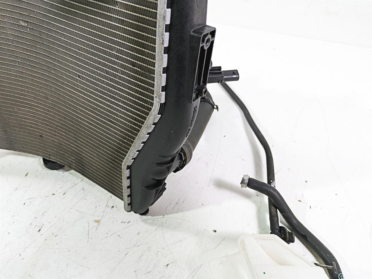 2017 BMW S1000R K47 Radiator Fan Hoses Reservoir - No Leaks 17118551544 {{ shop.shopifyCountryName }} - Mototech271