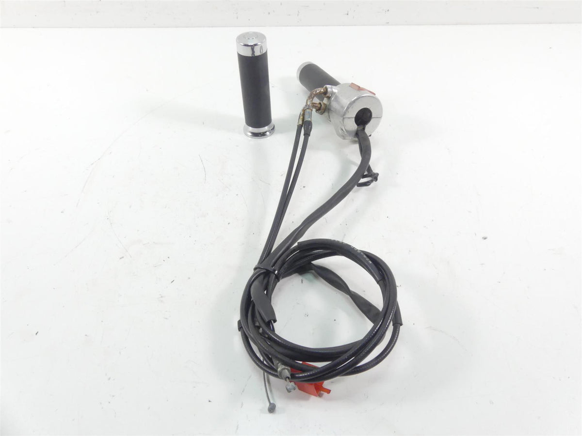 2003 Honda VTX1800 C Right Control Switch + Grips & Throttle Cable 35013-MCH-020 {{ shop.shopifyCountryName }} - Mototech271
