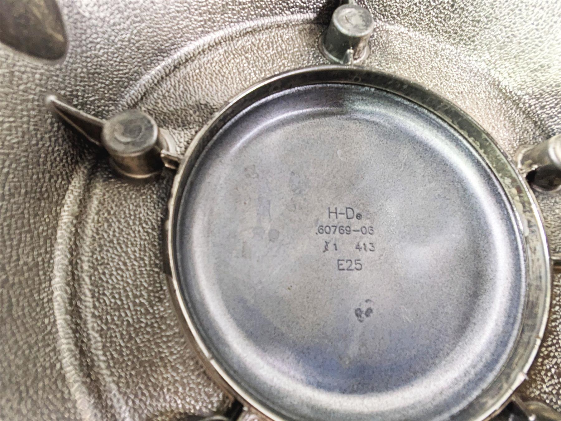 2016 Harley FXDL Dyna Low Rider Outer Primary Drive Clutch Cover 60761-06A {{ shop.shopifyCountryName }} - Mototech271