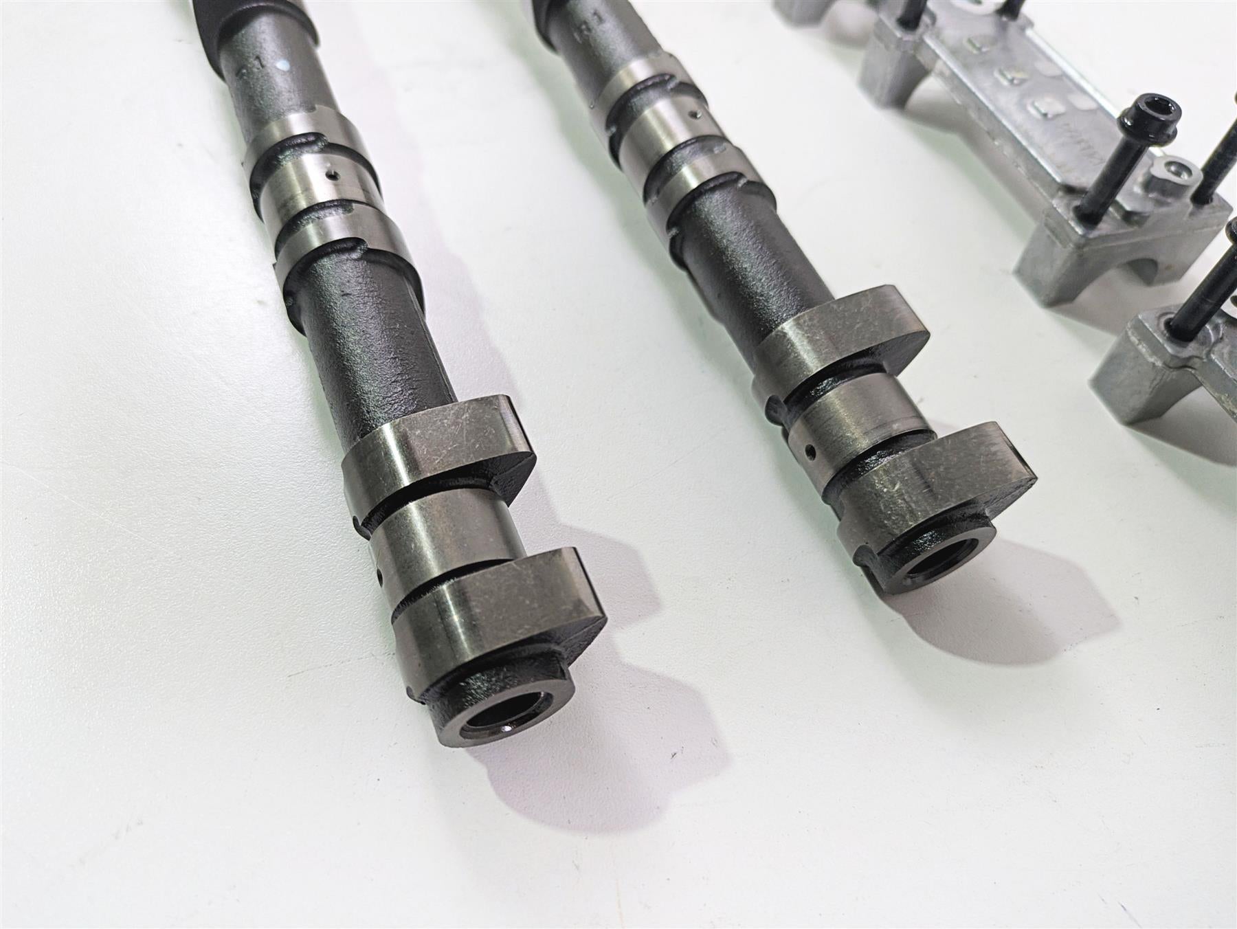 2020 Kawasaki Z900 ZR900 Camshaft Cam Shaft Set 49118-0942 49118