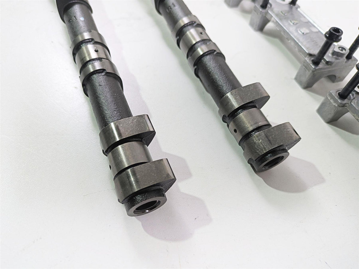 2020 Kawasaki Z900 ZR900 Camshaft Cam Shaft Set 49118-0942 49118-0979 {{ shop.shopifyCountryName }} - Mototech271