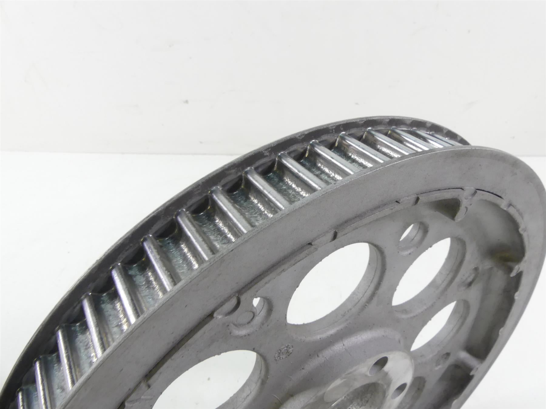 2004 Harley FLHTC SE CVO Electra Glide Rear 70t Drive Sprocket Pulley 40117-00 {{ shop.shopifyCountryName }} - Mototech271