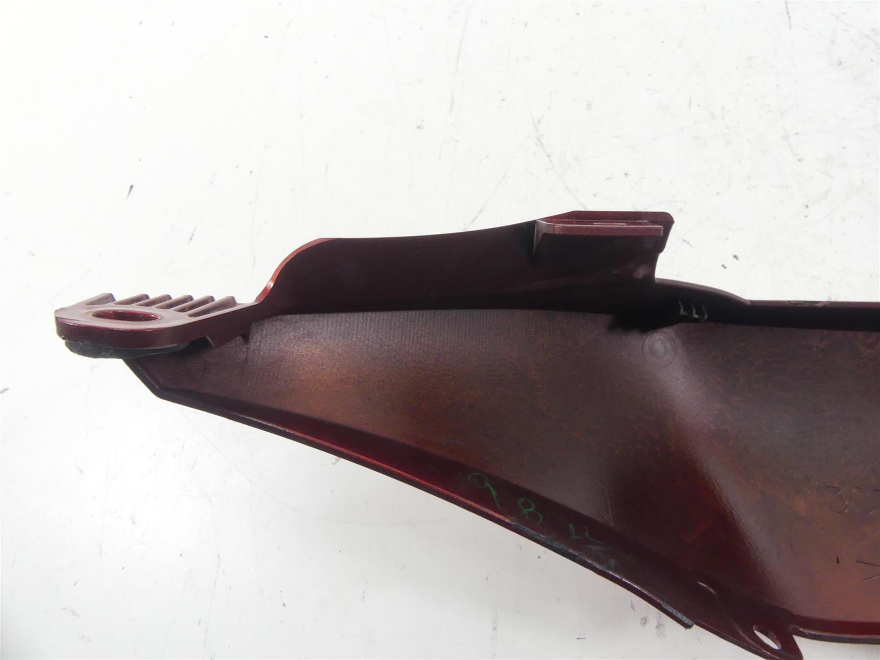 2008 Yamaha FZ1 Fazer Rear Right Red Tail Side Cover Fairing 3C3-2472K-00 {{ shop.shopifyCountryName }} - Mototech271