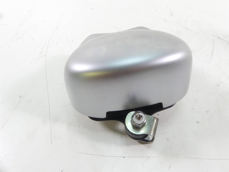 2013 Harley Davidson VRSCF Muscle Horn With Silver Cover 69053-09 {{ shop.shopifyCountryName }} - Mototech271