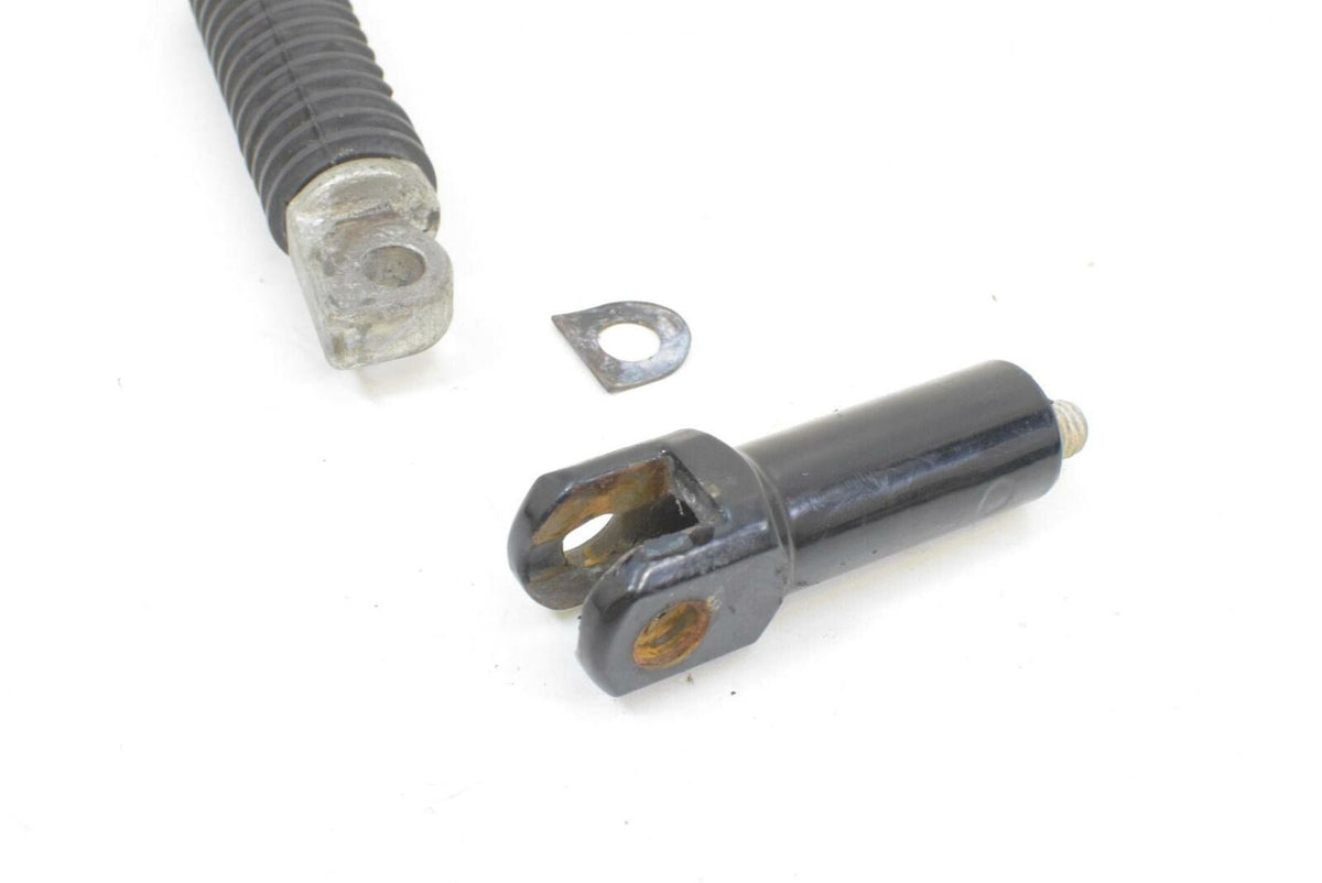 2011 Harley Softail FLSTSB Cross Bones Rear Passenger Foot Peg Footpegs {{ shop.shopifyCountryName }} - Mototech271