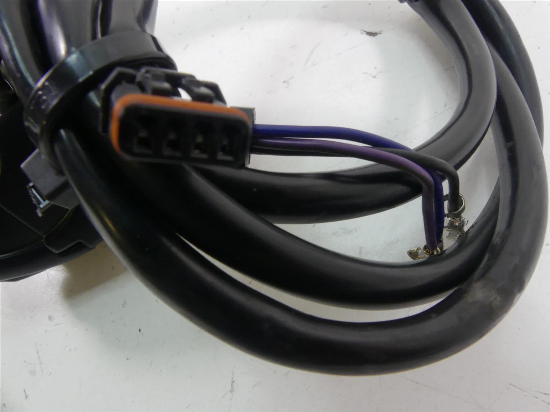 2015 Harley FXDF Dyna Fat Bob Left Turn Signal Control Switch - Read 72943-12A {{ shop.shopifyCountryName }} - Mototech271