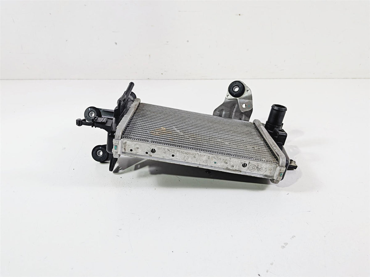 2016 BMW R1200RT RT RTW K52 Left Coolant Radiator - No leaks 17118546408 {{ shop.shopifyCountryName }} - Mototech271
