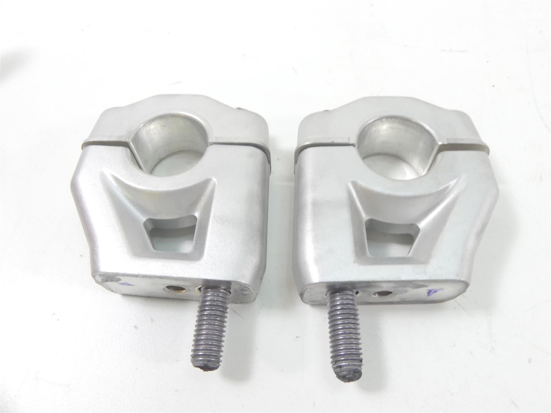 2009 BMW R1200GS K25 Left Right Handlebar Handle Bar Riser Set 28,5 31427718173 | Mototech271