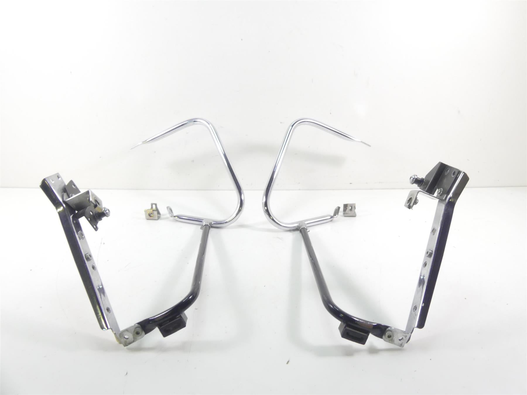 2002 Harley Touring FLHRCI Road King Chrome Saddlebag Guards 49201-97 49205-97 {{ shop.shopifyCountryName }} - Mototech271