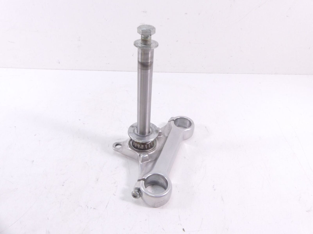 2001 Harley Davidson Sportster XL883 Lower Triple Tree Yoke 39Mm 45563-87 {{ shop.shopifyCountryName }} - Mototech271