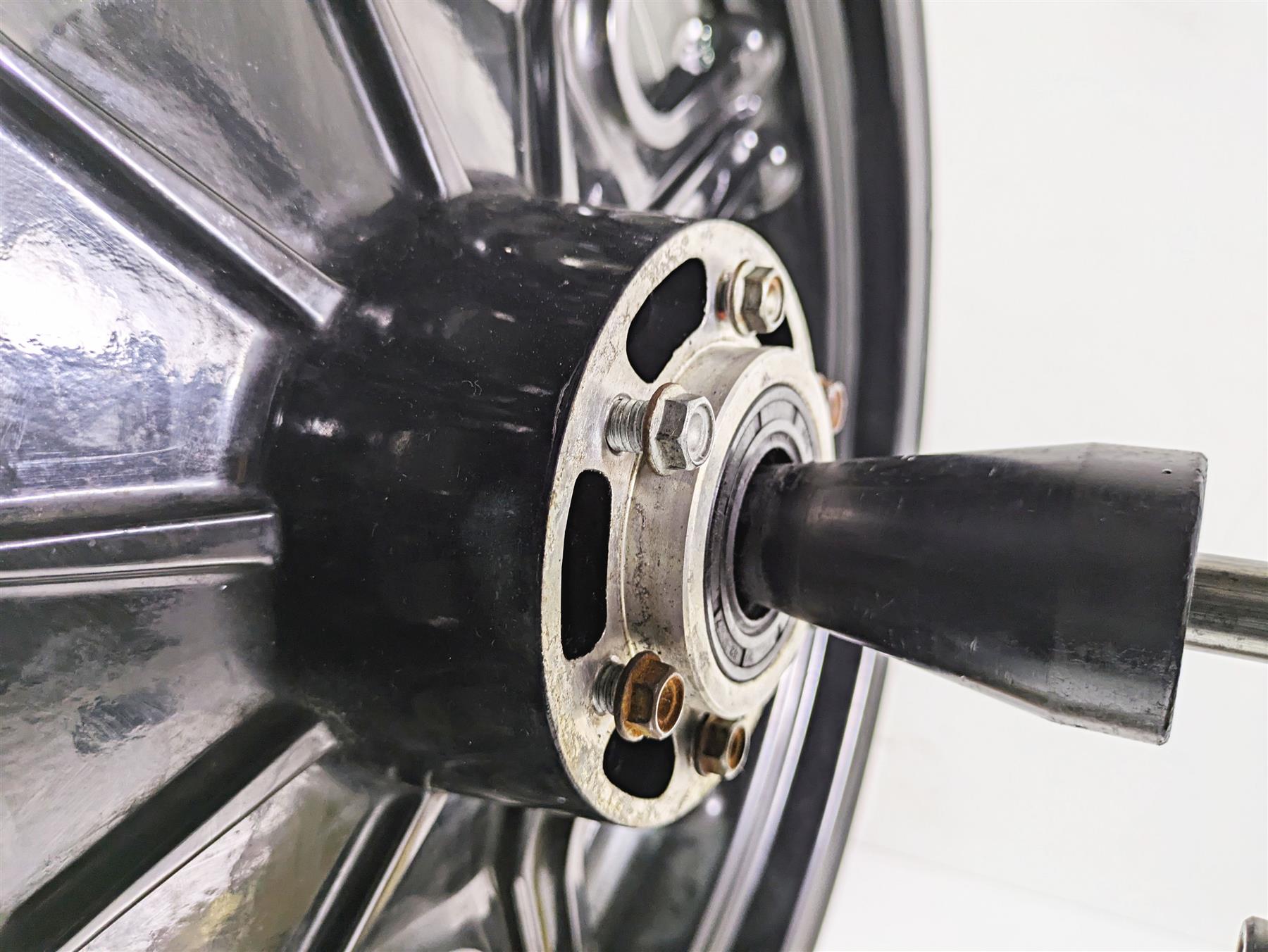 2016 Indian Chief Classic Straight 16x3.5 Front Wheel Rim 1522505 {{ shop.shopifyCountryName }} - Mototech271