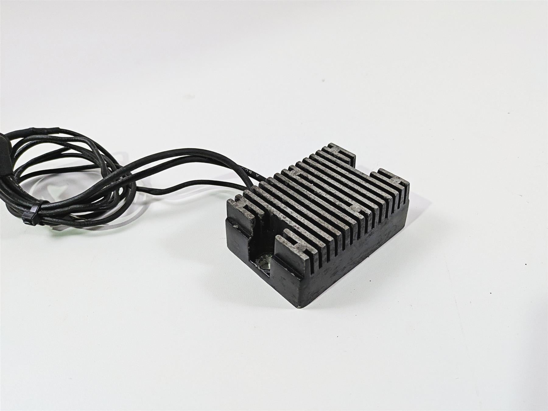 2002 Indian Spirit Deluxe Rectifier Voltage Regulator 94-034 {{ shop.shopifyCountryName }} - Mototech271