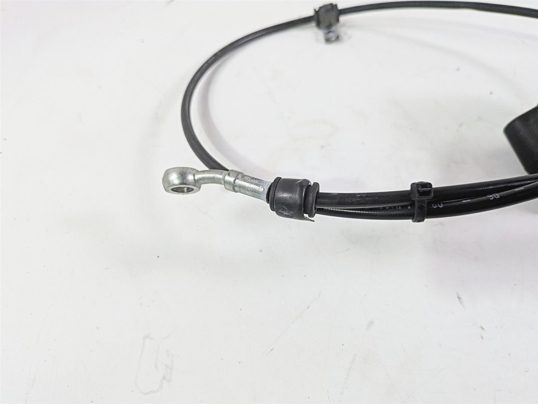 2010 Harley Dyna FXDB Street Bob Front Brake Caliper + Line 44046-08 {{ shop.shopifyCountryName }} - Mototech271