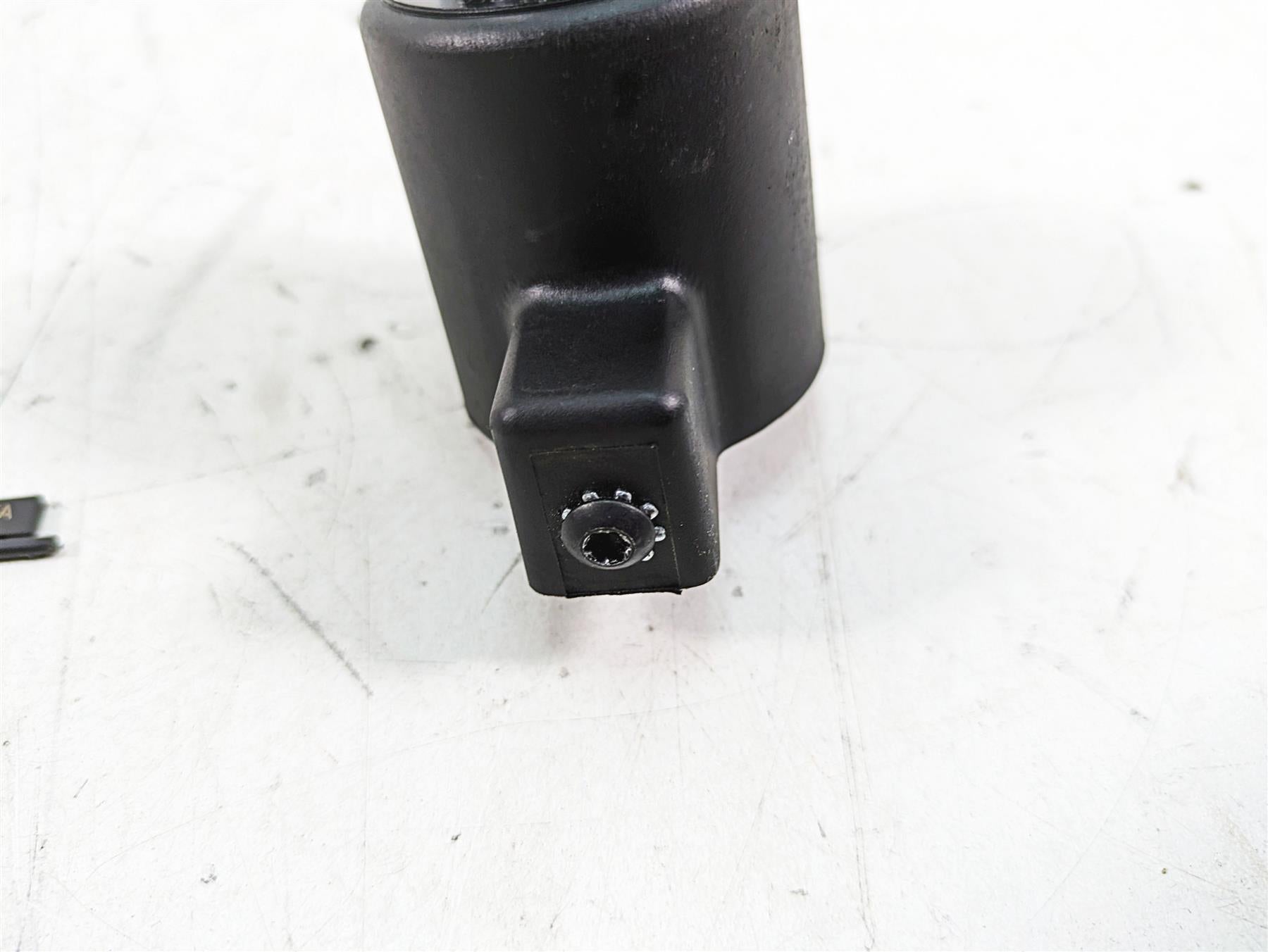 2017 Harley XL883 N Sportster Iron Ignition Switch Steering Lock Set 71400083 {{ shop.shopifyCountryName }} - Mototech271