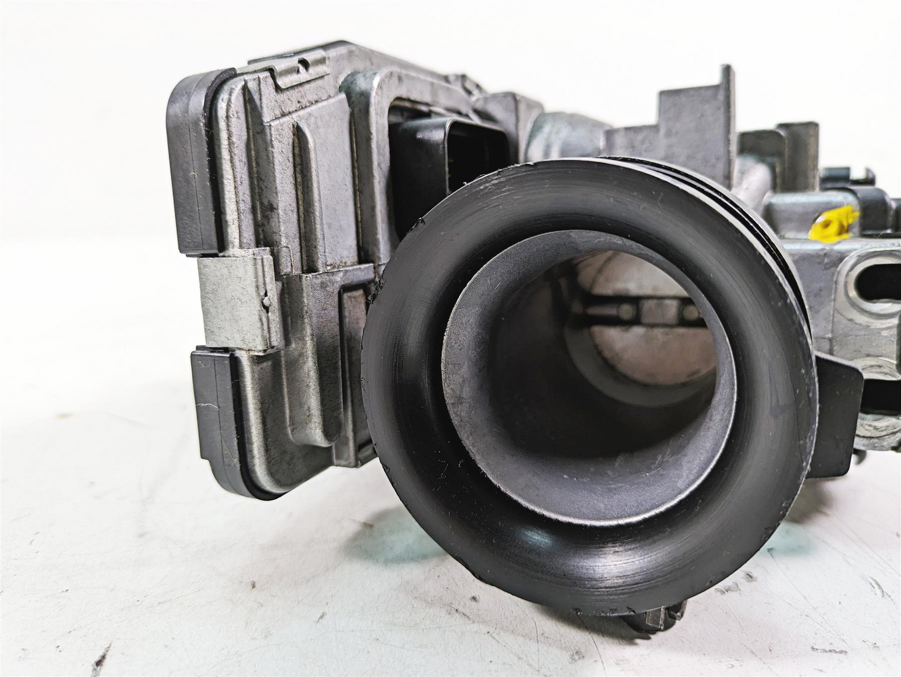2013 Moto Guzzi V7 750 Stone Magneti Marelli Throttle Body CM228301 {{ shop.shopifyCountryName }} - Mototech271