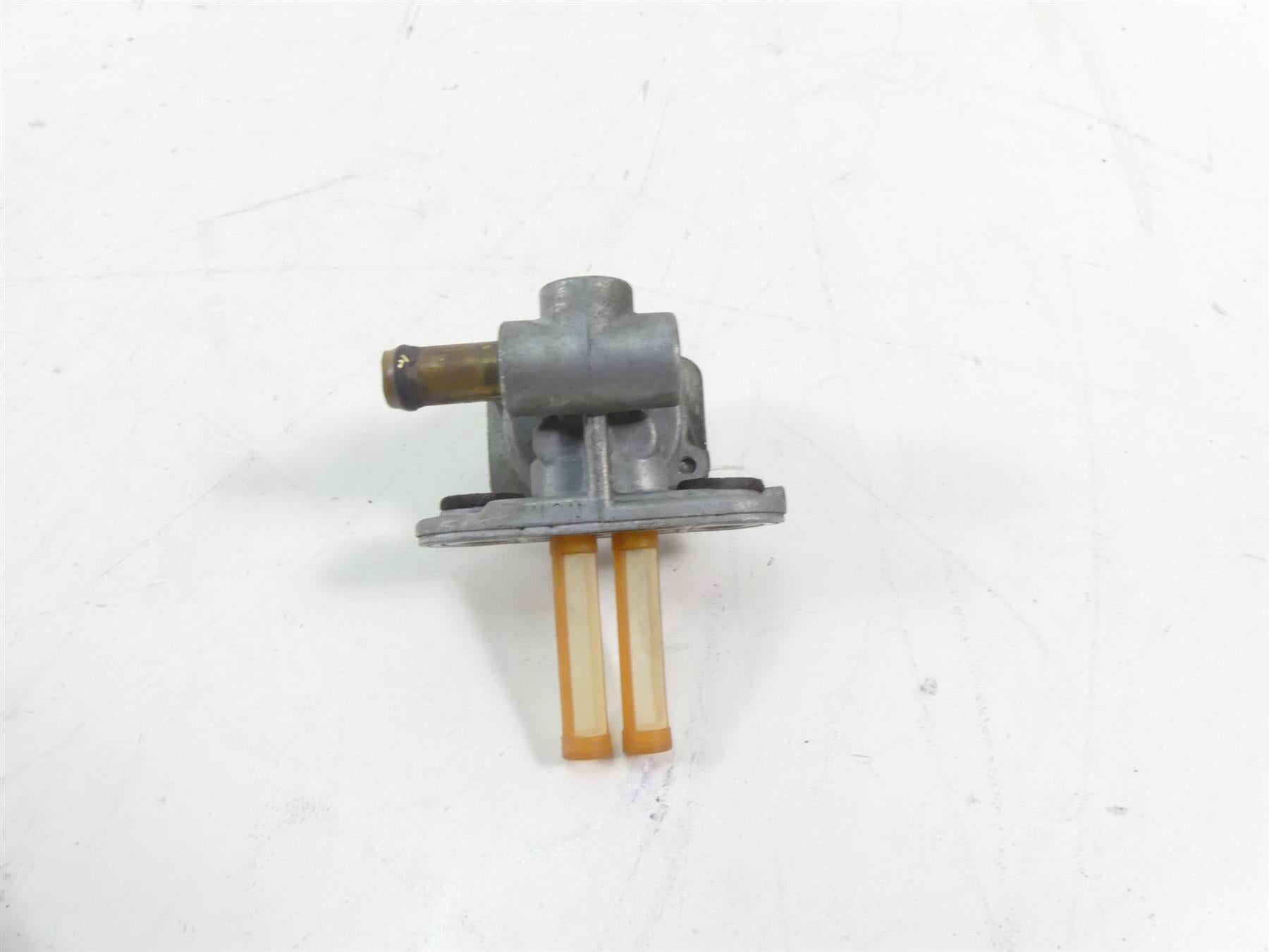 2007 Yamaha XVS1300 V-Star Oem Fuel Gas Petrol Valve Petcock 4JT-24500-20-00 {{ shop.shopifyCountryName }} - Mototech271
