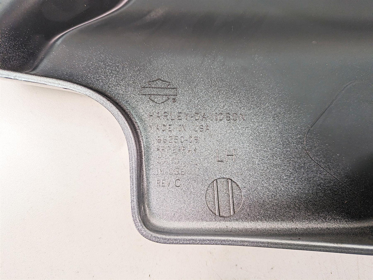 2020 Harley Touring FLHX Street Glide Side Cover Fairing Set 66048-09A 66250-09 {{ shop.shopifyCountryName }} - Mototech271
