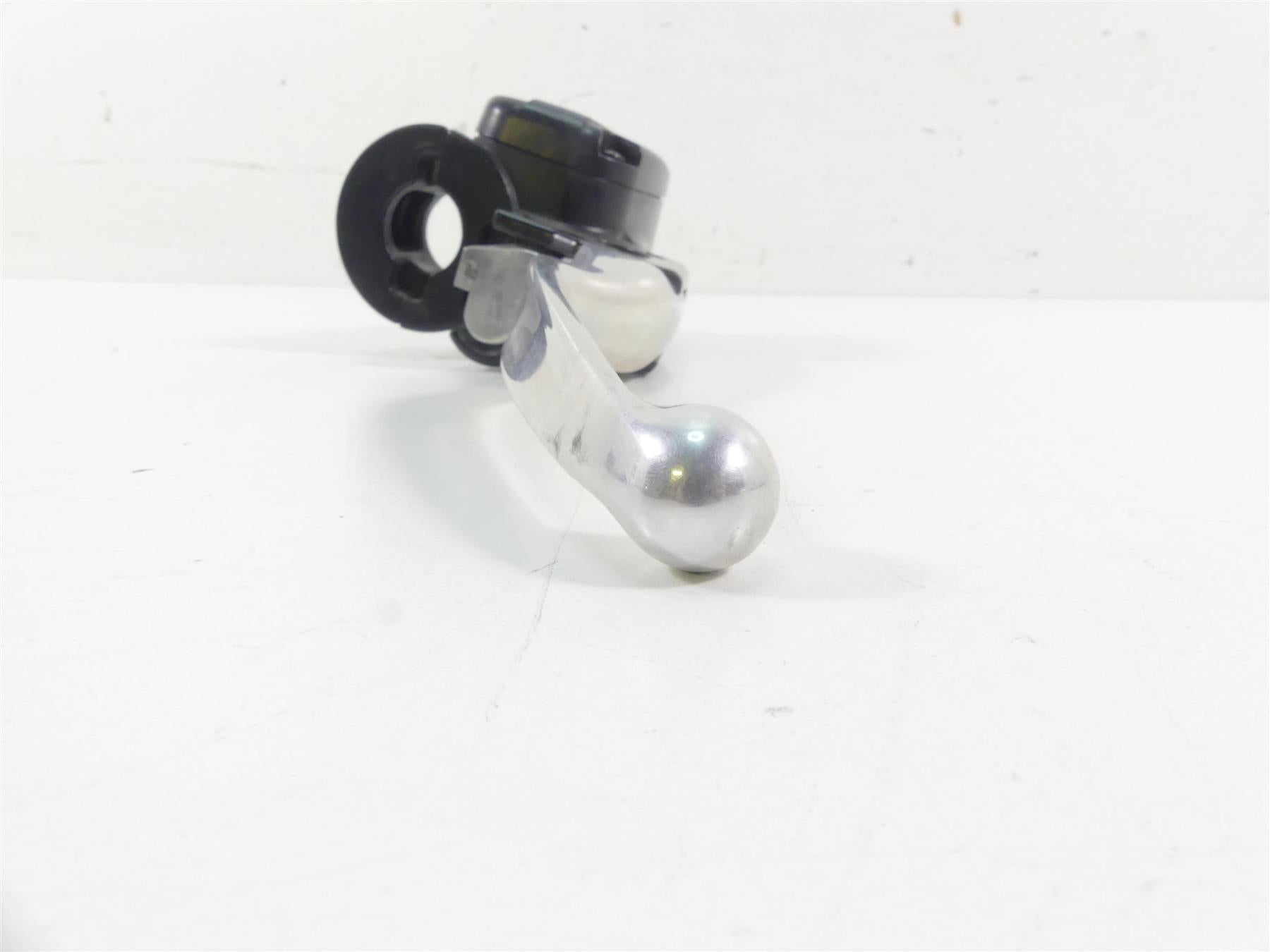 2014 Harley Touring FLHTK Electra Glide Front Brake Master Cylinder 44551-08F {{ shop.shopifyCountryName }} - Mototech271