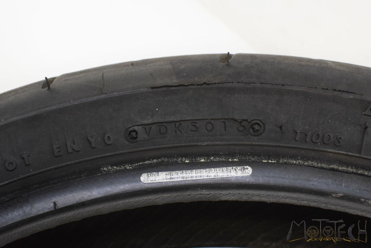 USED Front Tire BRIDGESTONE Hyperstport Battlax BT016 F 120/70-17 DOT5016 003027 {{ shop.shopifyCountryName }} - Mototech271