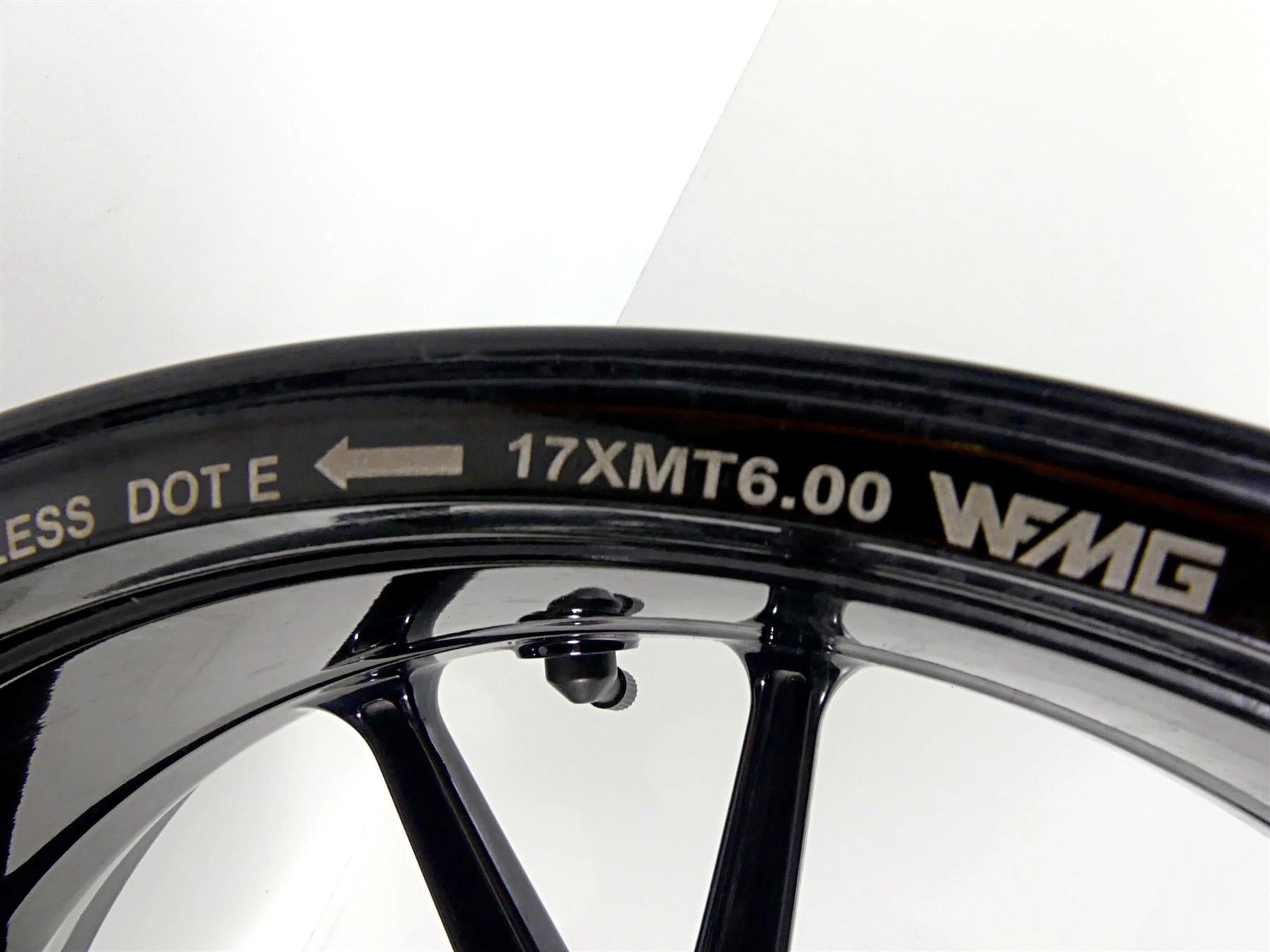 2022 Triumph Speed Triple 1200 RS Straight Rear Wheel Rim 17x 6 WFMG T2011093 {{ shop.shopifyCountryName }} - Mototech271