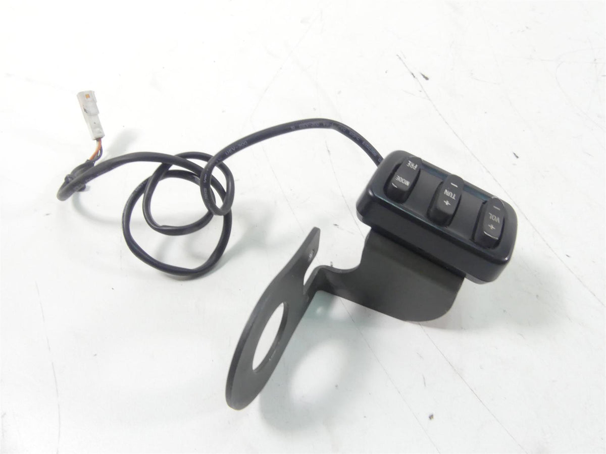 2012 Victory Cross Country Left Hand Radio Volume Mode Control Switch 1017807 {{ shop.shopifyCountryName }} - Mototech271