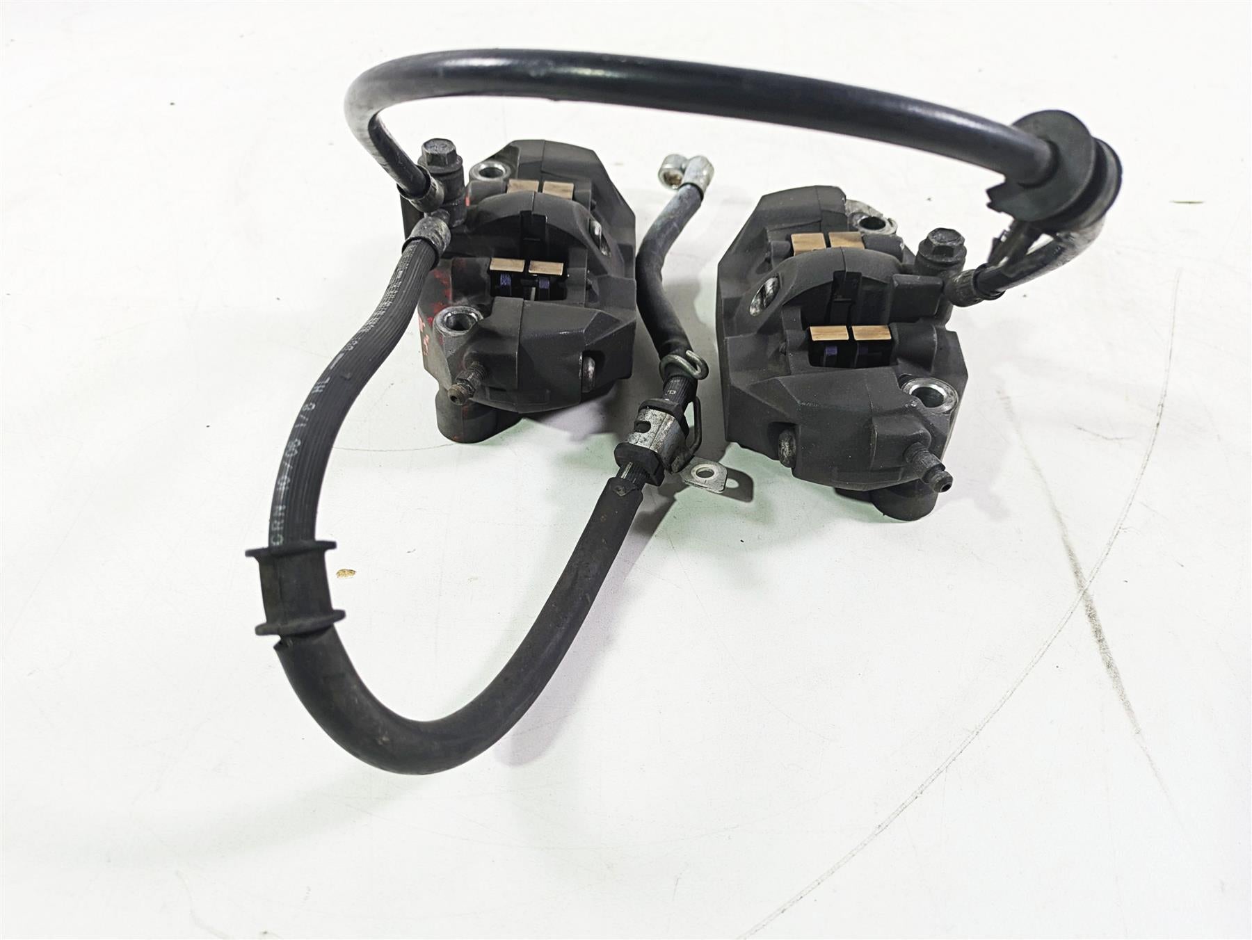2007 Suzuki GSXR600 Front Brake Calipers 110mm Tokico 59100-41G00-999 {{ shop.shopifyCountryName }} - Mototech271