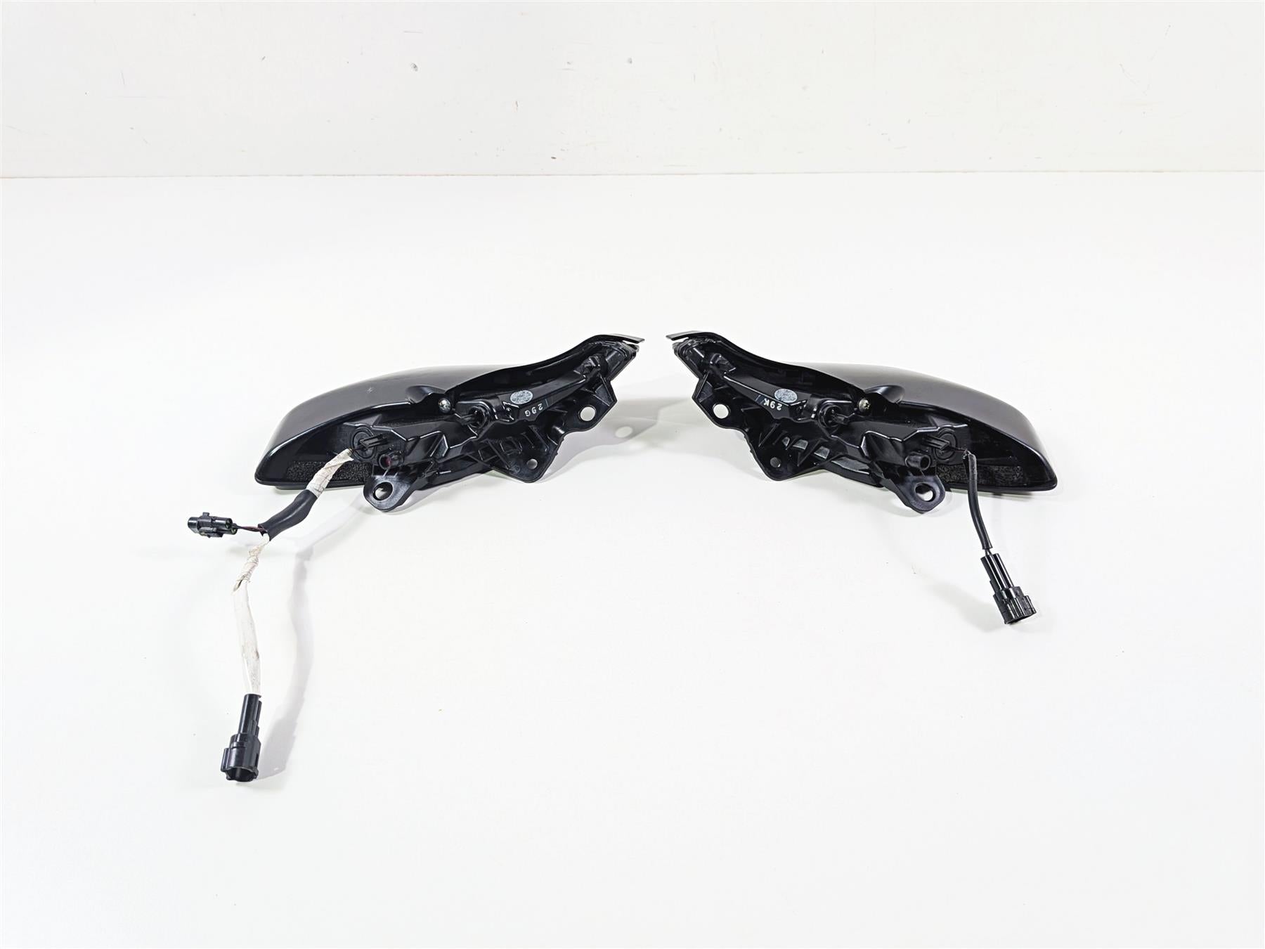 2023 Yamaha MT10 MTN1000 Front Left Right Pilot Position Lights B5Y-84301-01-00 {{ shop.shopifyCountryName }} - Mototech271