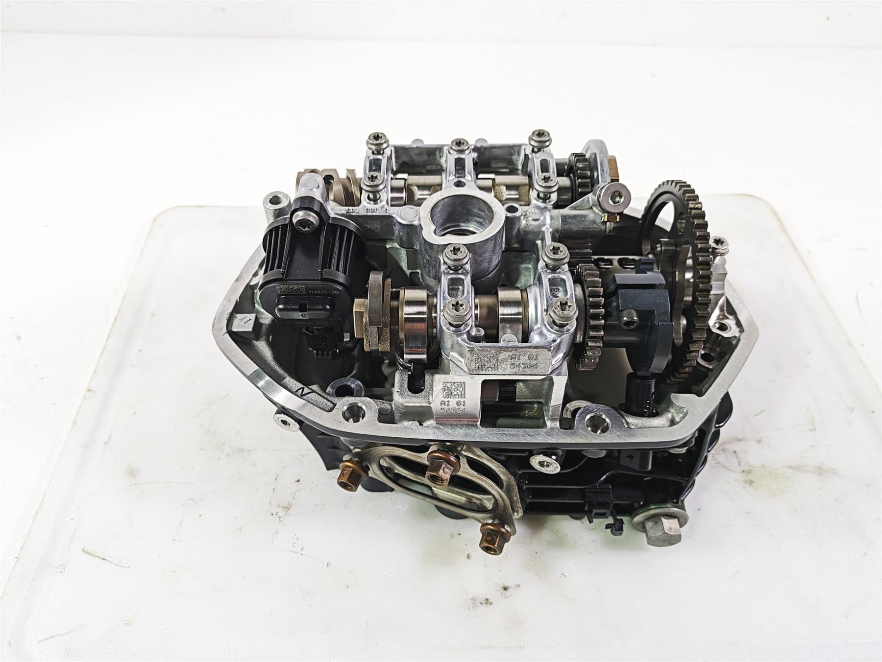 2022 BMW R1250 RT K052 Left Cylinder Head Cylinderhead 11128504123 {{ shop.shopifyCountryName }} - Mototech271