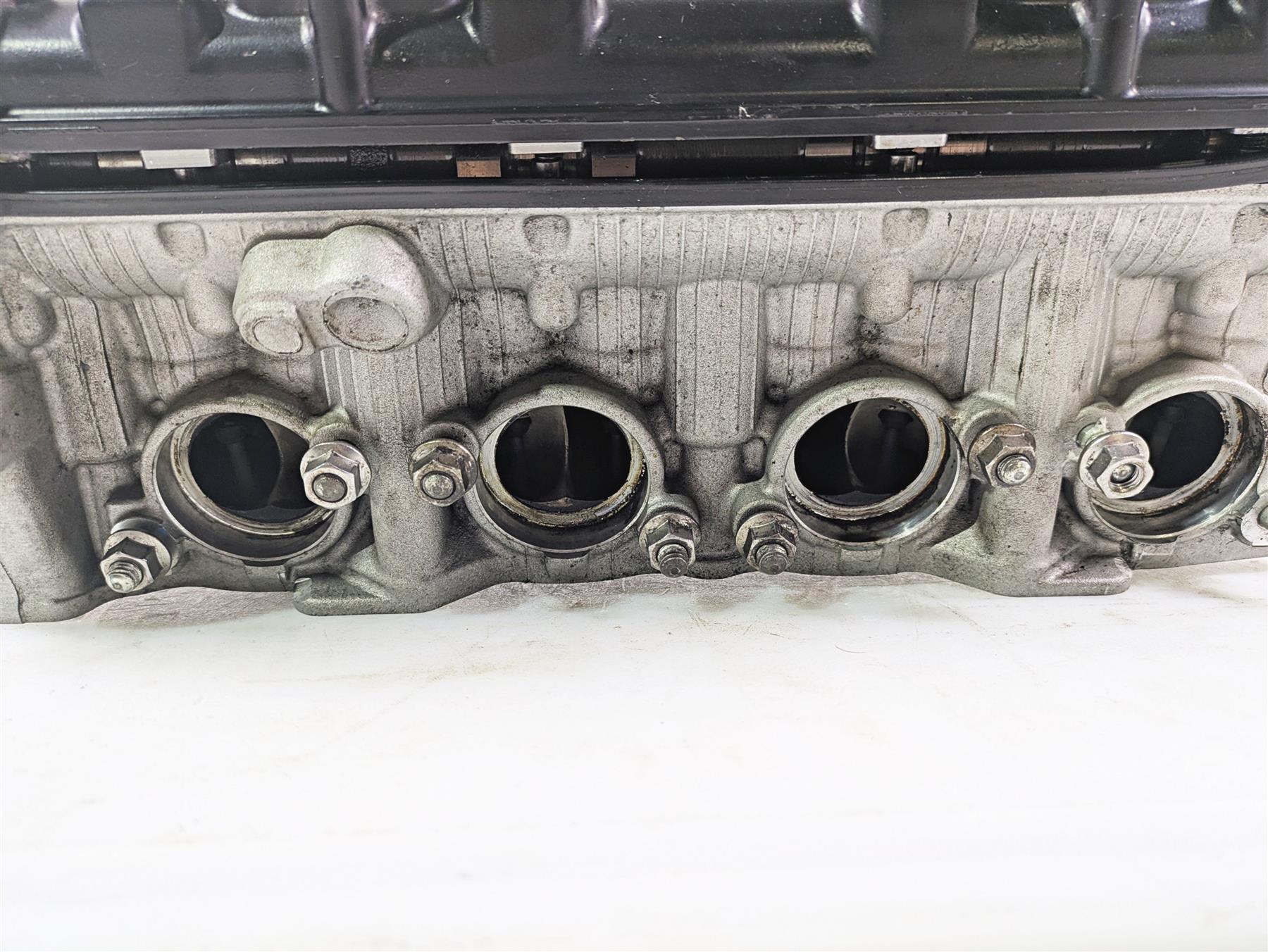 2016 Kawasaki ZX10R Ninja Cylinderhead & Valve Cover Set 11008-0869 {{ shop.shopifyCountryName }} - Mototech271