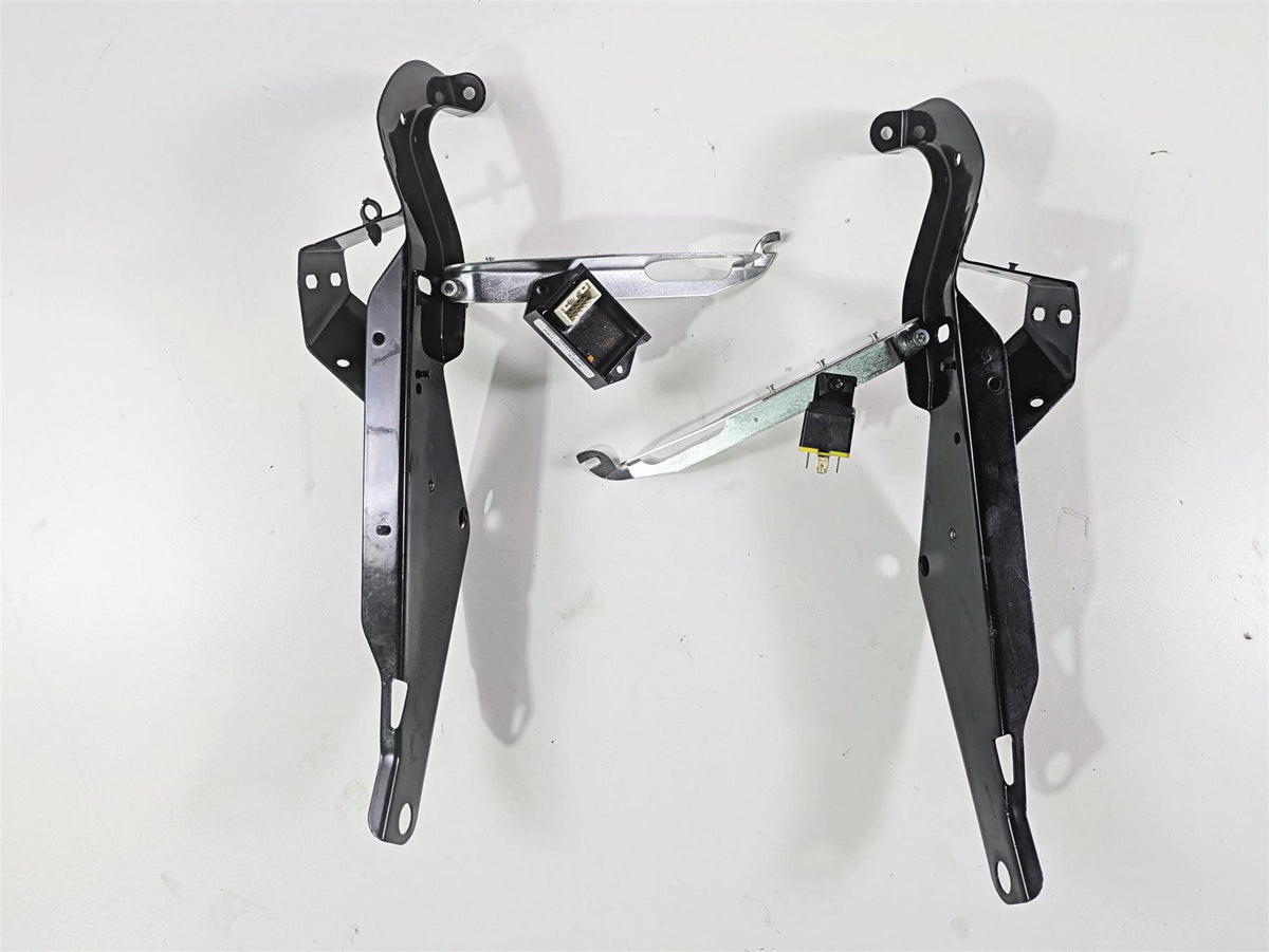 1999 Harley Touring FLHTCUI E-Glide Front Fairing Mount Set 58478-96B 58479-96B {{ shop.shopifyCountryName }} - Mototech271