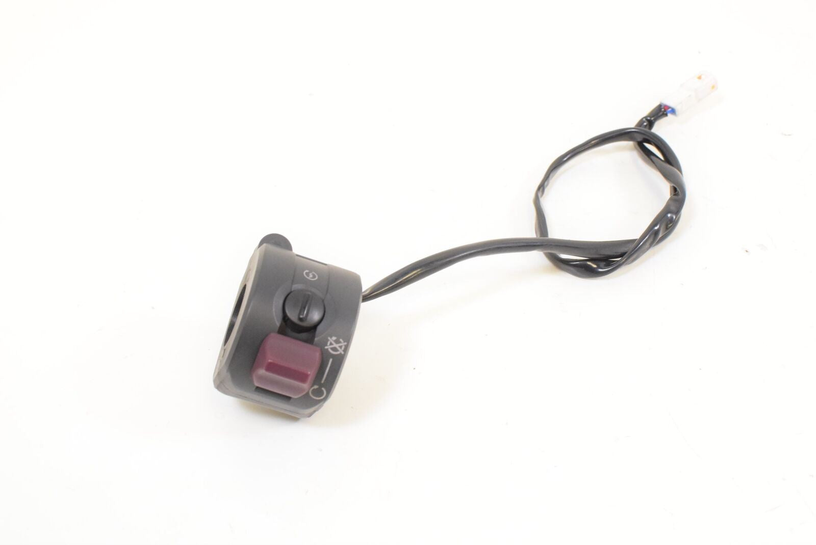 2015 Ducati Hypermotard 821 SP Right Hand Control Switch Kill Start 65010121E {{ shop.shopifyCountryName }} - Mototech271