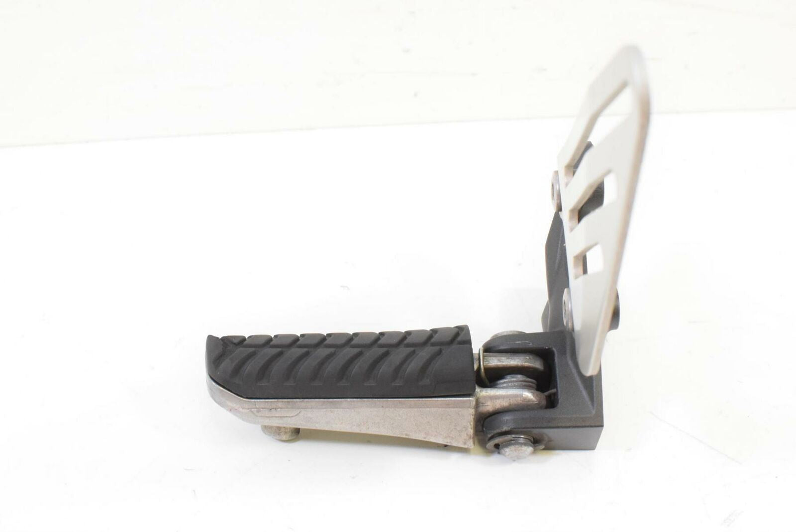 2013 Kawasaki Ninja ZX14R ZX1400 Front Left Rider Footpeg Pedal 35063-0853-18R {{ shop.shopifyCountryName }} - Mototech271