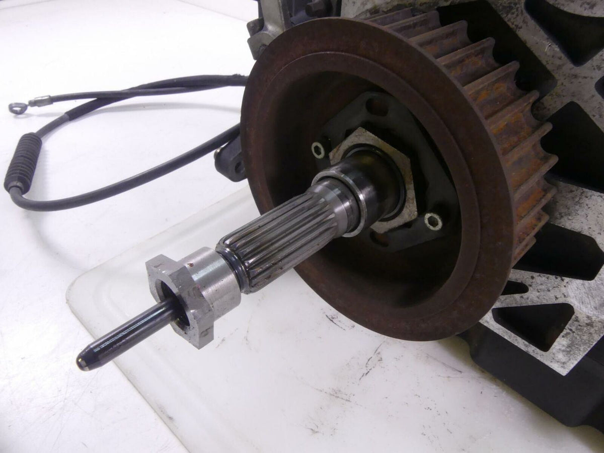 2000 Harley Touring FLHTCI Electra Glide 5-Speed Transmission Gear Box 33035-00 {{ shop.shopifyCountryName }} - Mototech271