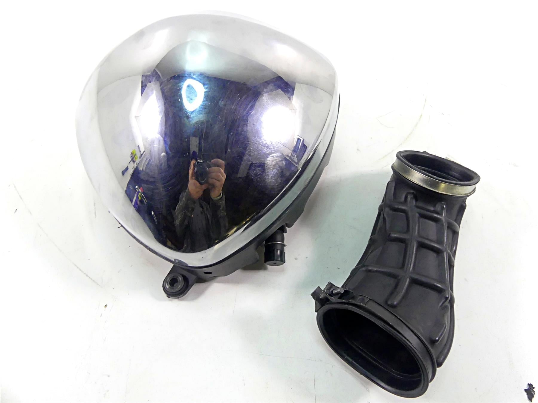 2008 Suzuki M109R VZR1800 Left Air Cleaner Breather Filter Box 13702-48G20 {{ shop.shopifyCountryName }} - Mototech271