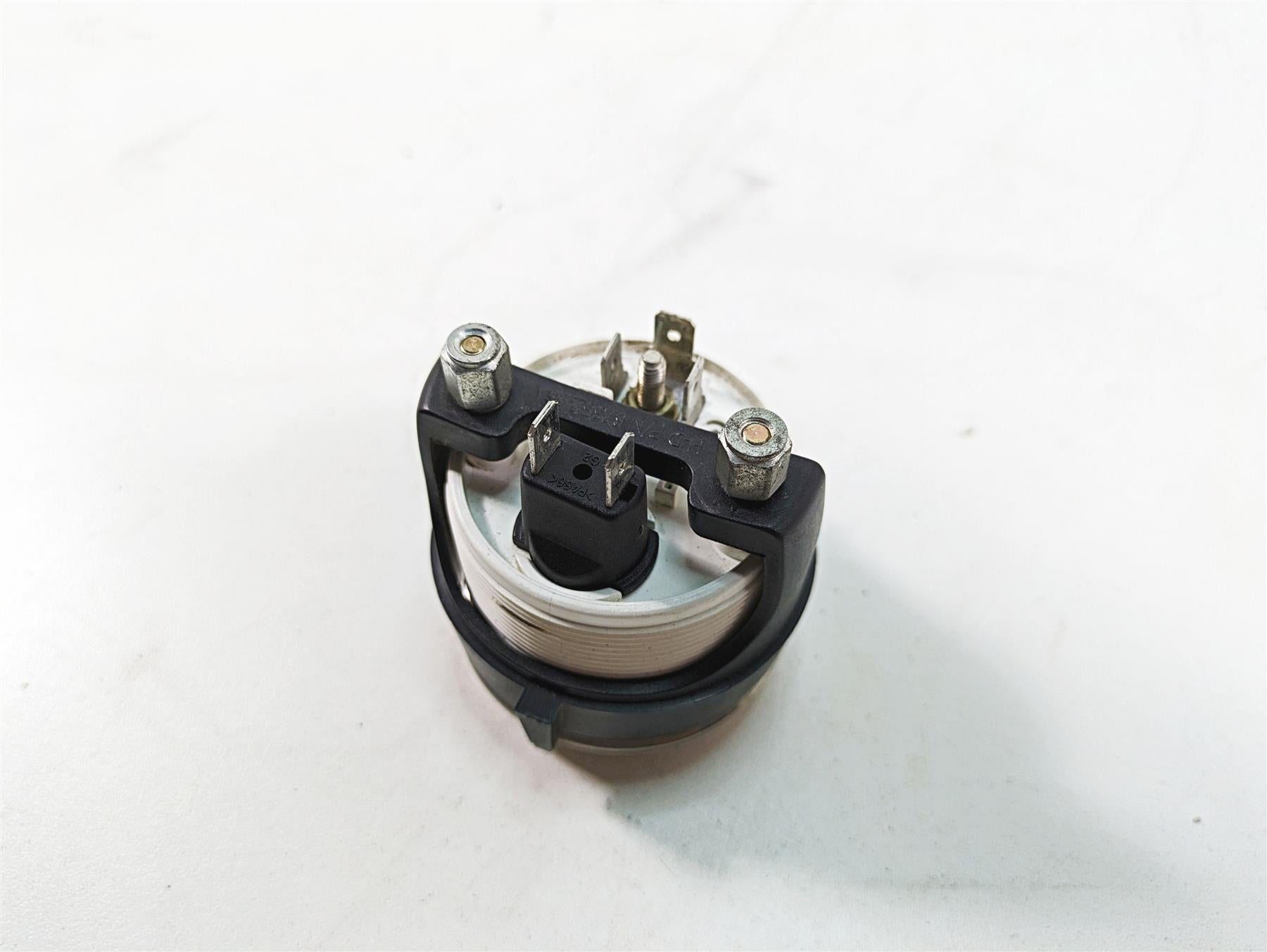 2006 Harley Touring FLHXI Street Glide Oil Pressure Gauge Instrument 75165-01A {{ shop.shopifyCountryName }} - Mototech271