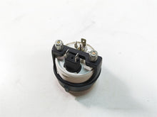 Load image into Gallery viewer, 2006 Harley Touring FLHXI Street Glide Oil Pressure Gauge Instrument 75165-01A | Mototech271
