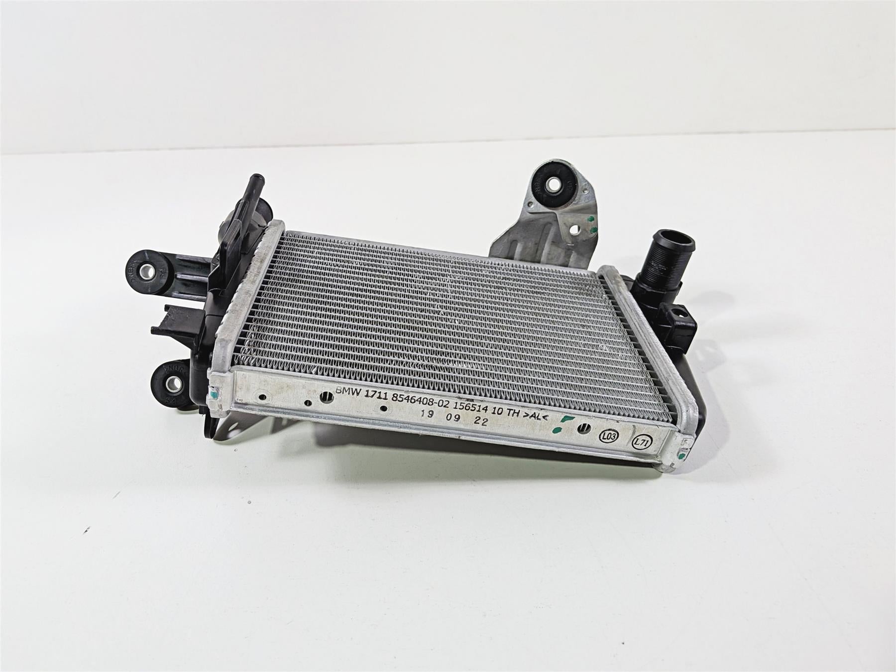 2023 BMW R1250RT RTP K52 Left Coolant Radiator - Broken Tab - Bent 17118546408 {{ shop.shopifyCountryName }} - Mototech271