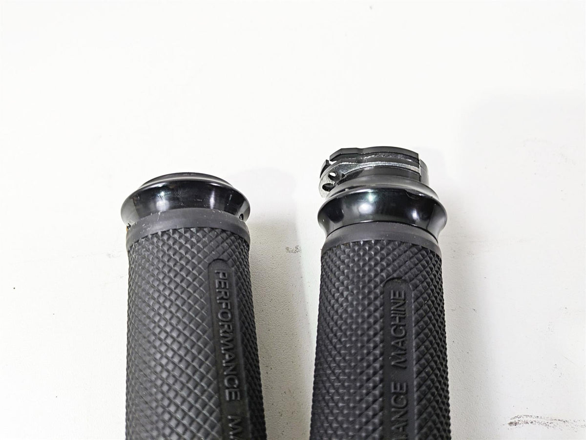 2011 Harley FXDC Dyna Super Glide Performance Machine Apex Grips 0063-2043-BM {{ shop.shopifyCountryName }} - Mototech271