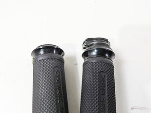 2011 Harley FXDC Dyna Super Glide Performance Machine Apex Grips 0063-2043-BM | Mototech271