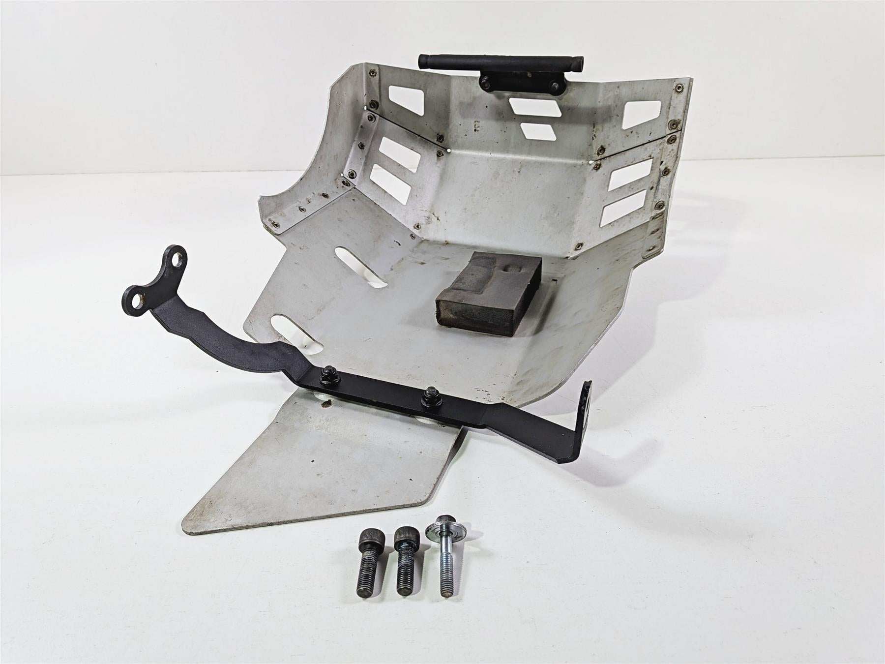 2012 Yamaha XT1200 Super Tenere Givi Engine Guard Skid Plate RP2119 {{ shop.shopifyCountryName }} - Mototech271