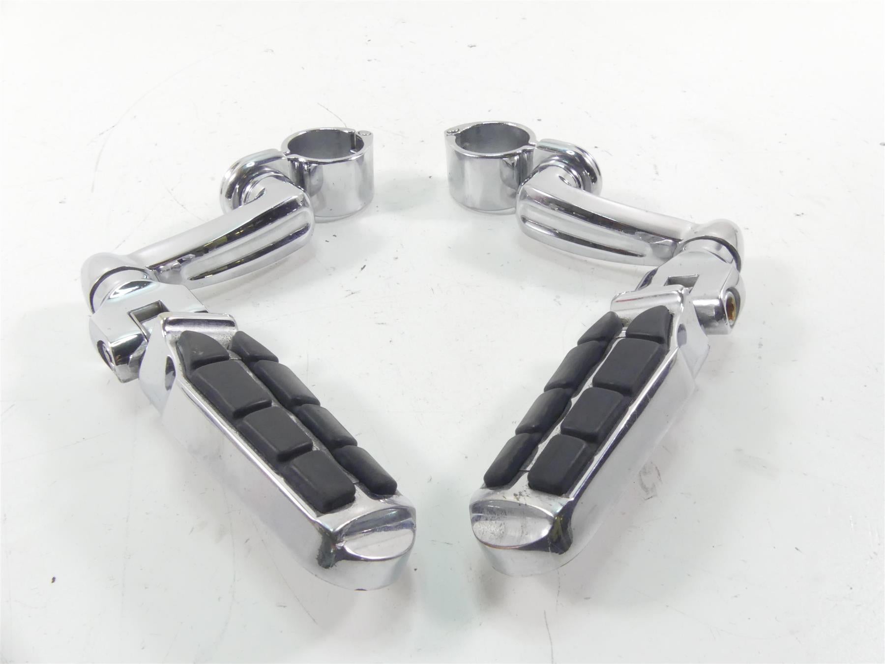 2007 Victory Vegas Jackpot Chrome Highway Footpeg Set {{ shop.shopifyCountryName }} - Mototech271