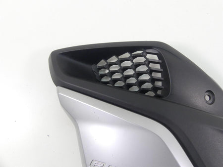 2019 BMW R1250GS K50 Left Side Intake Fairing & Emblem 46638556655 46638392881 {{ shop.shopifyCountryName }} - Mototech271