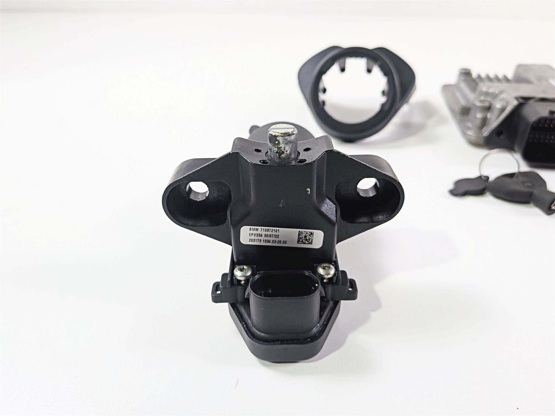 2023 BMW R nineT Scrambler K23 Cdi Ecu Module Ignition Switch Set 13617108506 {{ shop.shopifyCountryName }} - Mototech271