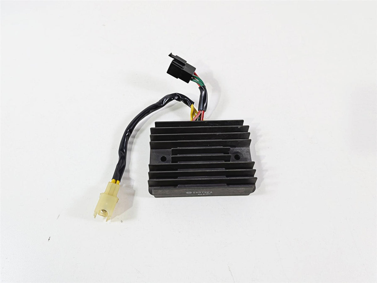 2011 Ducati Streetfighter 1098 S Rectifier Voltage Regulator 54040191A SH579EA {{ shop.shopifyCountryName }} - Mototech271