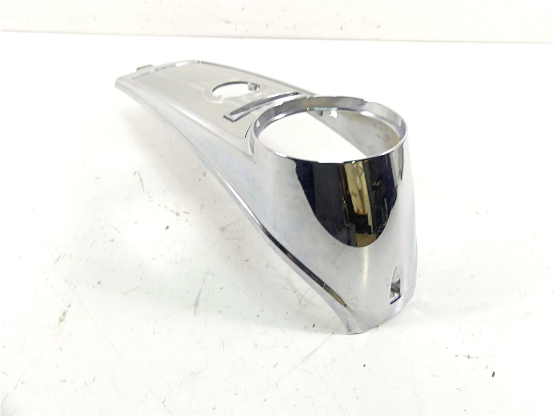 2010 Harley Touring FLHRC Road King Fuel Tank Cover Console Dash 60960-08 {{ shop.shopifyCountryName }} - Mototech271