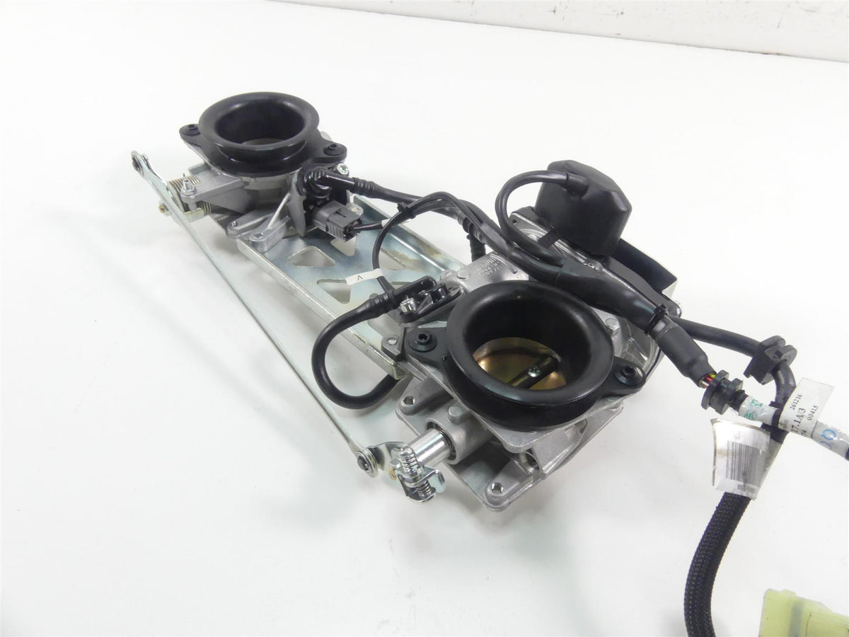 2017 Ducati 939 S Supersport Mikuni Throttle Bodies Fuel Injection Set 28240932A {{ shop.shopifyCountryName }} - Mototech271