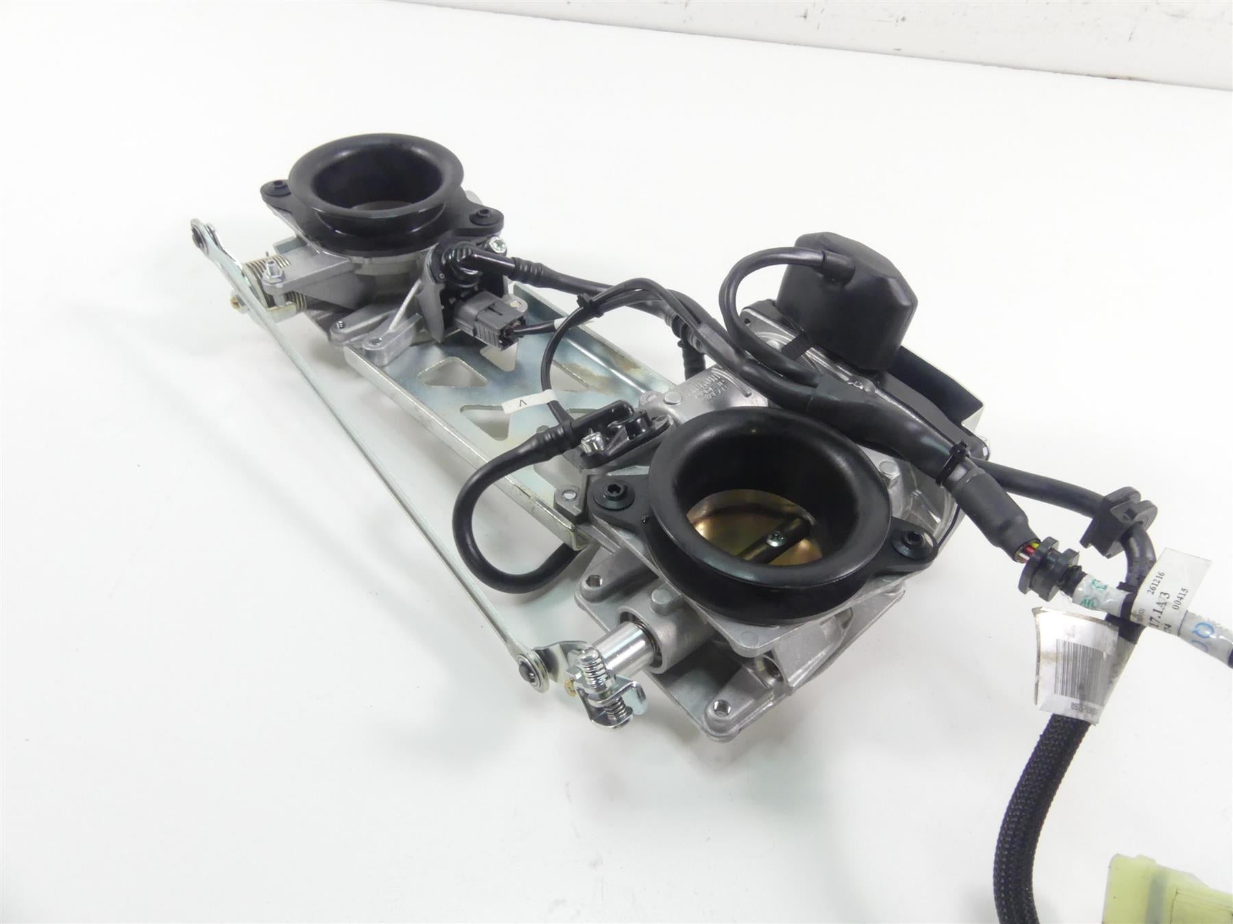 2017 Ducati 939 S Supersport Mikuni Throttle Bodies Fuel Injection Set 28240932A {{ shop.shopifyCountryName }} - Mototech271