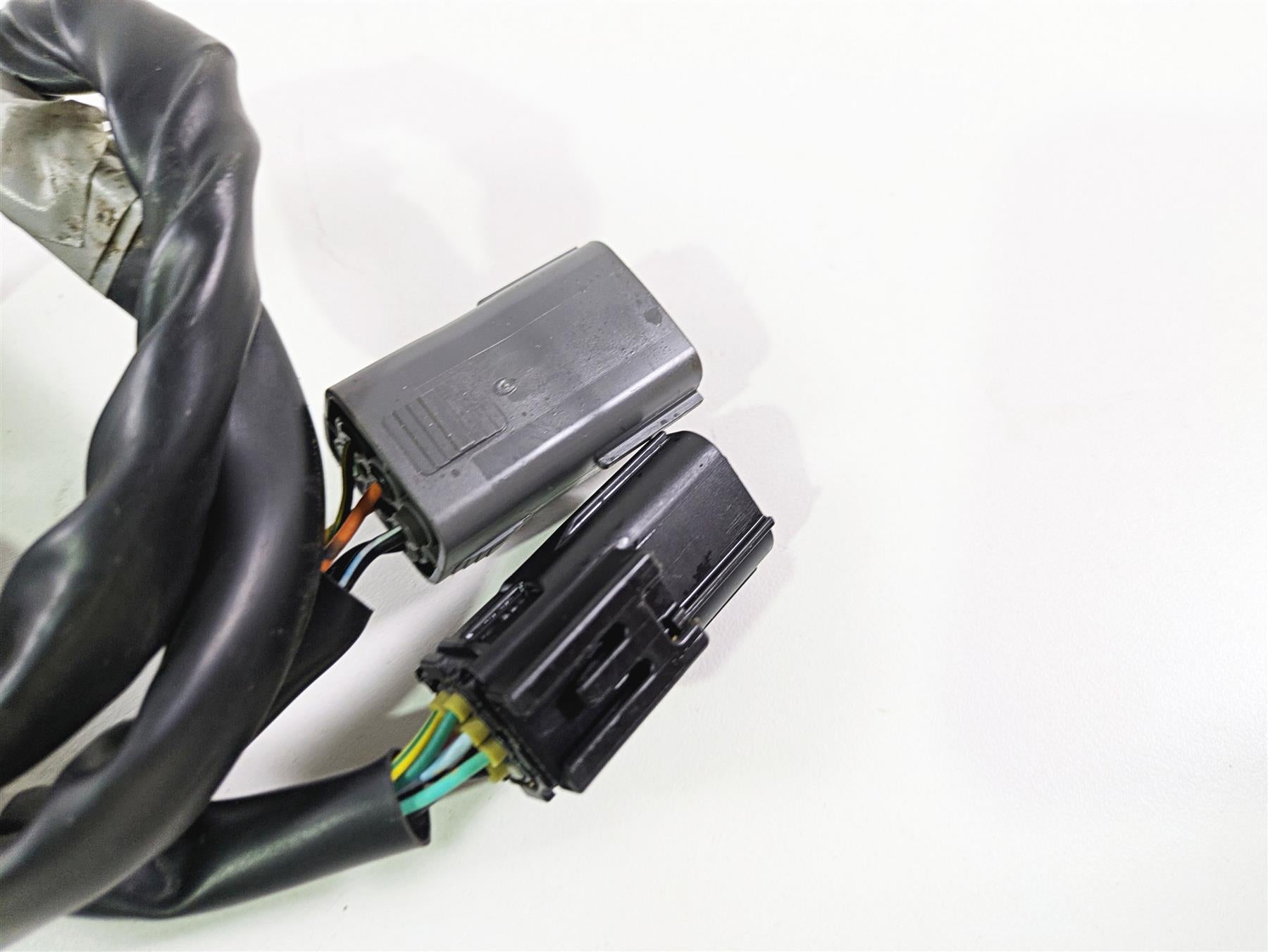 2023 Suzuki GSX1300 RR Hayabusa Left Blinker Control Switch - Read 37400-10L01 {{ shop.shopifyCountryName }} - Mototech271